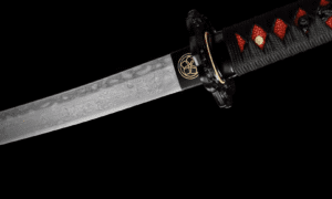 Katana Shikihana (紫花) – Fiore Rosso Intenso